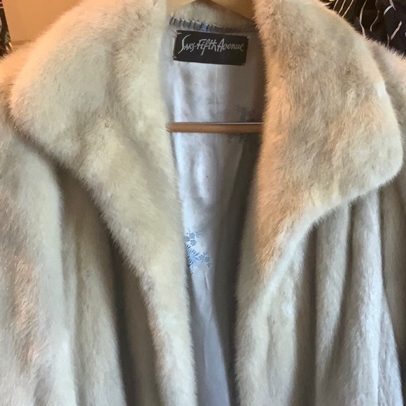 Beautiful White Mink FUR coat authentic. - Picture 1 of 8
